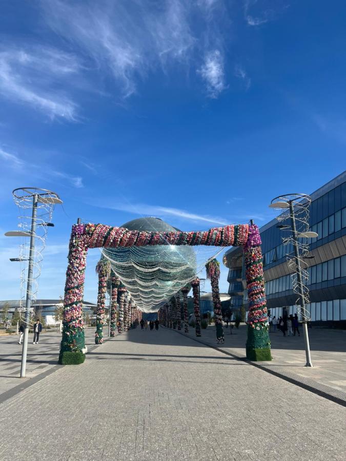 Уютная Квартира На Expo-Smart Замок Astana Exterior foto